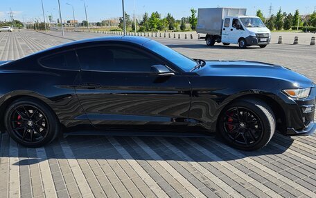 Ford Mustang VI рестайлинг, 2015 год, 2 800 000 рублей, 3 фотография