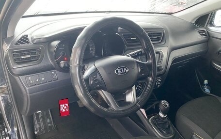 KIA Rio III рестайлинг, 2013 год, 868 000 рублей, 7 фотография