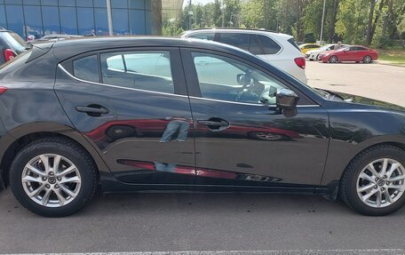 Mazda 3, 2017 год, 2 100 000 рублей, 4 фотография