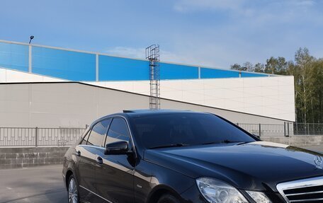 Mercedes-Benz E-Класс, 2009 год, 2 000 000 рублей, 8 фотография