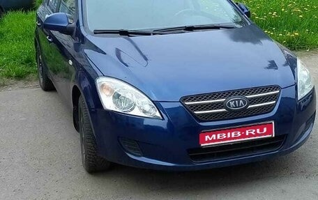 KIA cee'd I рестайлинг, 2009 год, 707 000 рублей, 1 фотография