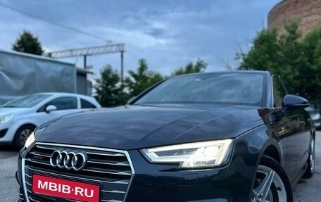 Audi A4, 2018 год, 3 050 000 рублей, 1 фотография