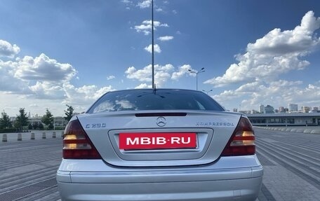 Mercedes-Benz C-Класс, 2004 год, 875 000 рублей, 17 фотография