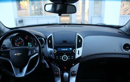 Chevrolet Cruze II, 2013 год, 980 000 рублей, 9 фотография