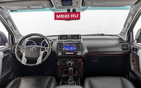 Toyota Land Cruiser Prado 150 рестайлинг 2, 2015 год, 3 850 000 рублей, 14 фотография