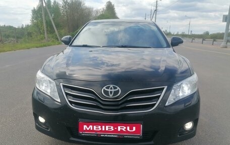 Toyota Camry, 2011 год, 1 350 000 рублей, 1 фотография