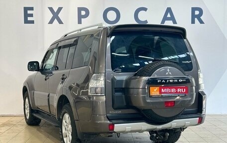 Mitsubishi Pajero IV, 2011 год, 2 199 000 рублей, 3 фотография