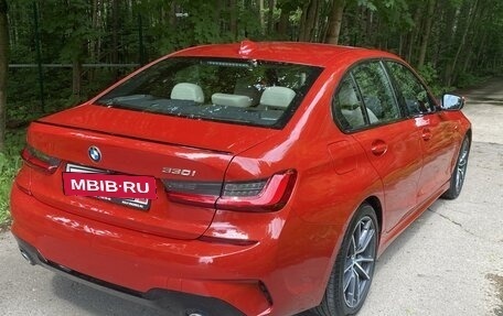 BMW 3 серия, 2019 год, 3 570 000 рублей, 2 фотография