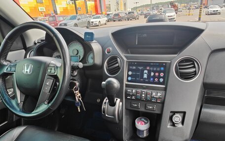 Honda Pilot III рестайлинг, 2014 год, 2 400 000 рублей, 8 фотография