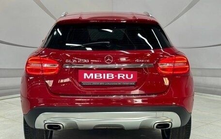 Mercedes-Benz GLA, 2016 год, 1 999 000 рублей, 6 фотография
