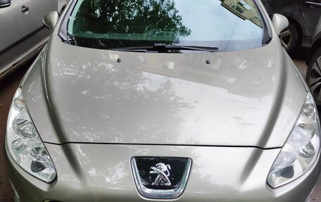 Peugeot 308 II, 2012 год, 750 000 рублей, 10 фотография