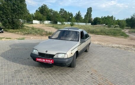 Opel Omega A, 1987 год, 95 000 рублей, 2 фотография