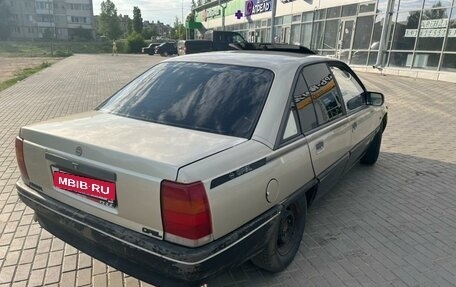 Opel Omega A, 1987 год, 95 000 рублей, 4 фотография