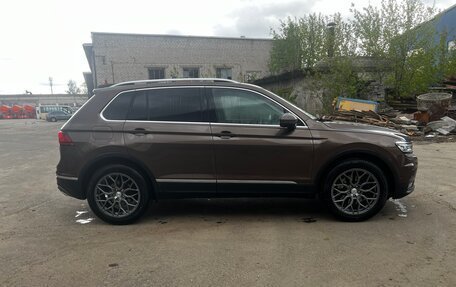 Volkswagen Tiguan II, 2017 год, 2 900 000 рублей, 4 фотография