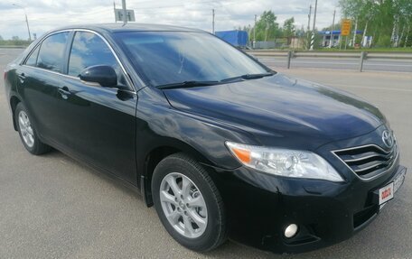 Toyota Camry, 2011 год, 1 350 000 рублей, 7 фотография