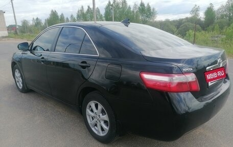 Toyota Camry, 2011 год, 1 350 000 рублей, 4 фотография