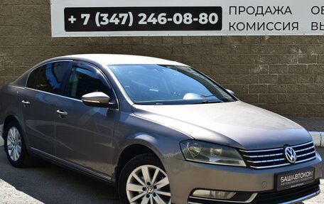 Volkswagen Passat B7, 2011 год, 930 000 рублей, 2 фотография