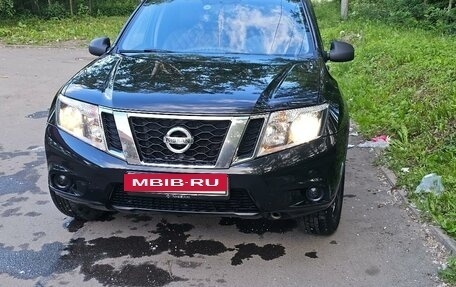 Nissan Terrano III, 2017 год, 1 350 000 рублей, 2 фотография