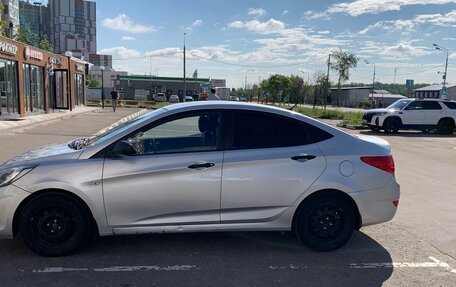 Hyundai Solaris II рестайлинг, 2013 год, 820 000 рублей, 8 фотография