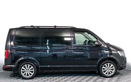 Volkswagen Multivan T6 рестайлинг, 2018 год, 3 999 000 рублей, 4 фотография