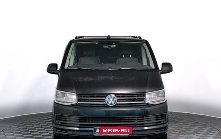 Volkswagen Multivan T6 рестайлинг, 2018 год, 3 999 000 рублей, 2 фотография