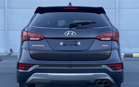 Hyundai Santa Fe III рестайлинг, 2017 год, 1 999 000 рублей, 6 фотография