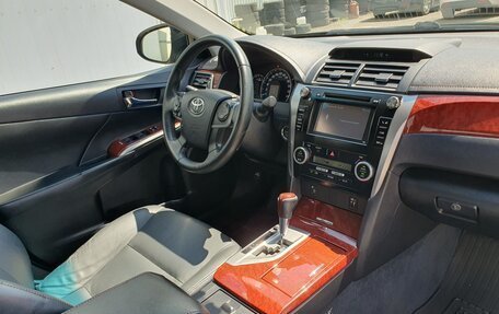 Toyota Camry, 2012 год, 1 830 000 рублей, 15 фотография