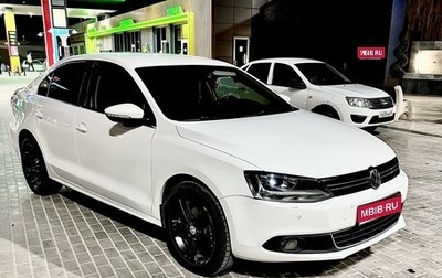 Volkswagen Jetta VI, 2011 год, 895 000 рублей, 1 фотография