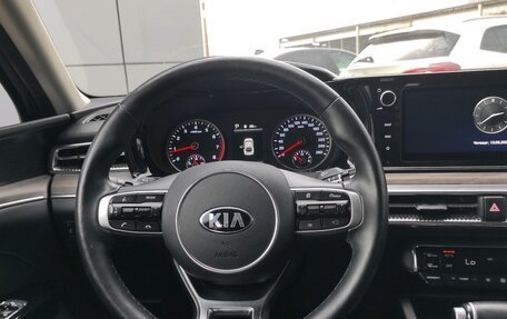 KIA K5, 2021 год, 3 200 000 рублей, 25 фотография