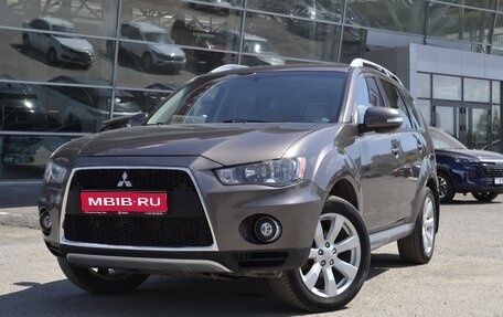 Mitsubishi Outlander III рестайлинг 3, 2010 год, 1 300 000 рублей, 1 фотография