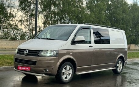 Volkswagen Transporter T5 рестайлинг, 2010 год, 1 630 000 рублей, 1 фотография