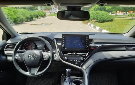 Toyota Camry, 2021 год, 2 970 000 рублей, 4 фотография