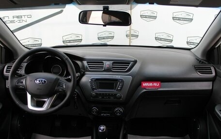 KIA Rio III рестайлинг, 2013 год, 930 000 рублей, 10 фотография