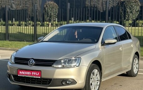 Volkswagen Jetta VI, 2012 год, 1 300 000 рублей, 1 фотография