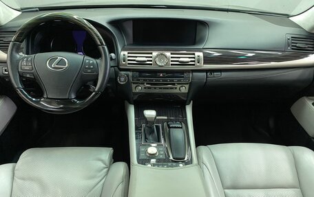 Lexus LS IV, 2013 год, 3 999 000 рублей, 8 фотография