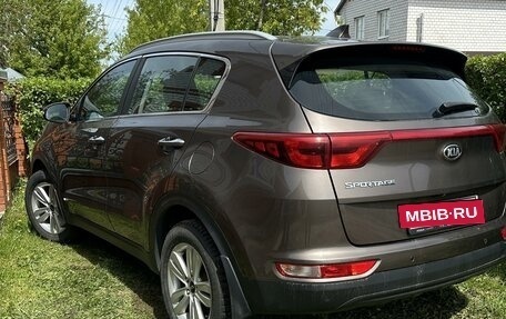 KIA Sportage IV рестайлинг, 2017 год, 2 100 000 рублей, 4 фотография