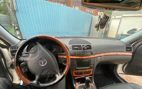 Mercedes-Benz E-Класс, 2005 год, 1 110 000 рублей, 9 фотография