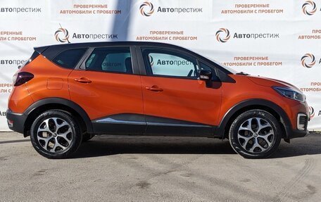 Renault Kaptur I рестайлинг, 2017 год, 1 670 000 рублей, 8 фотография