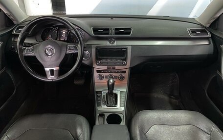 Volkswagen Passat B7, 2012 год, 1 295 000 рублей, 10 фотография