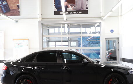 Audi A4, 2013 год, 1 850 000 рублей, 4 фотография