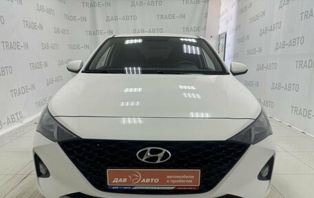 Hyundai Solaris II рестайлинг, 2021 год, 1 699 000 рублей, 2 фотография