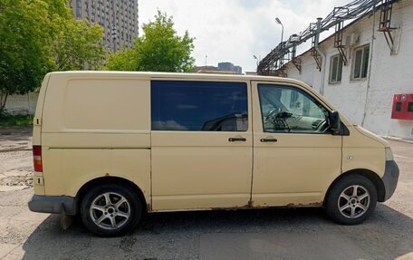 Volkswagen Transporter T5 рестайлинг, 2009 год, 600 000 рублей, 3 фотография