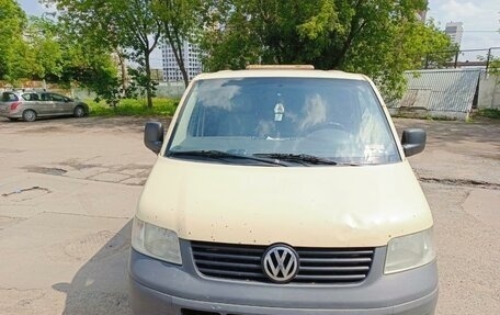 Volkswagen Transporter T5 рестайлинг, 2009 год, 600 000 рублей, 2 фотография