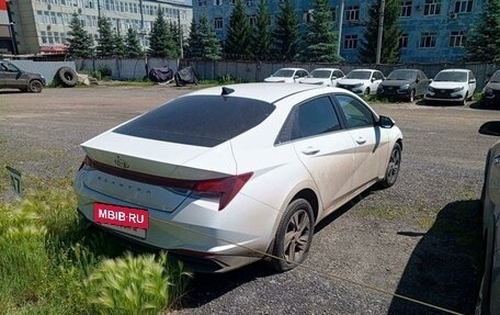 Hyundai Elantra, 2021 год, 1 850 000 рублей, 4 фотография