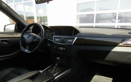 Mercedes-Benz E-Класс, 2011 год, 1 500 000 рублей, 11 фотография