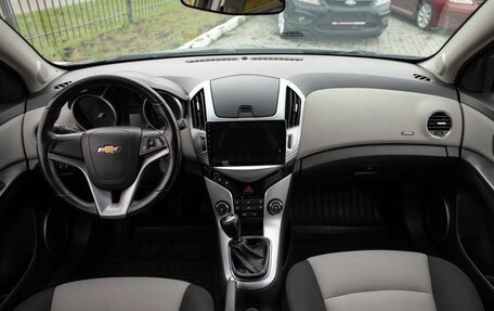 Chevrolet Cruze II, 2013 год, 860 000 рублей, 21 фотография