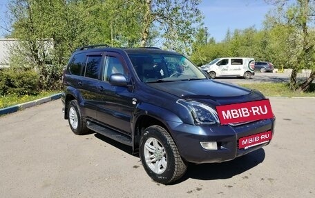 Toyota Land Cruiser Prado 120 рестайлинг, 2004 год, 1 550 000 рублей, 2 фотография