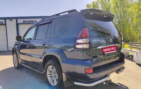 Toyota Land Cruiser Prado 120 рестайлинг, 2004 год, 1 550 000 рублей, 6 фотография