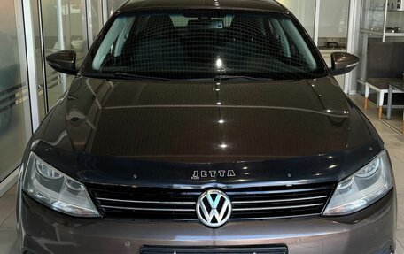 Volkswagen Jetta VI, 2011 год, 879 000 рублей, 2 фотография