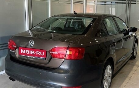 Volkswagen Jetta VI, 2011 год, 879 000 рублей, 4 фотография